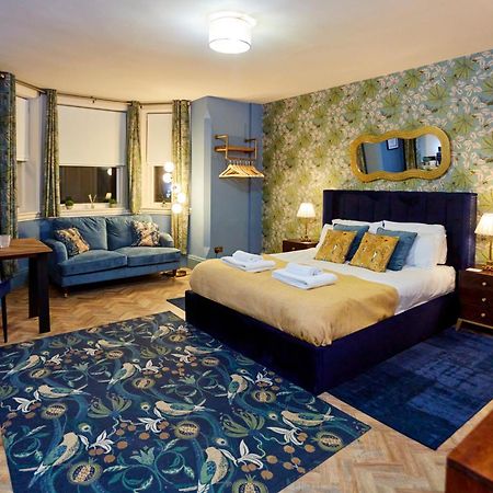 The Darwin Malvern Suite Great Malvern Extérieur photo